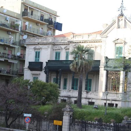 Gallery B&B Милаццо Экстерьер фото