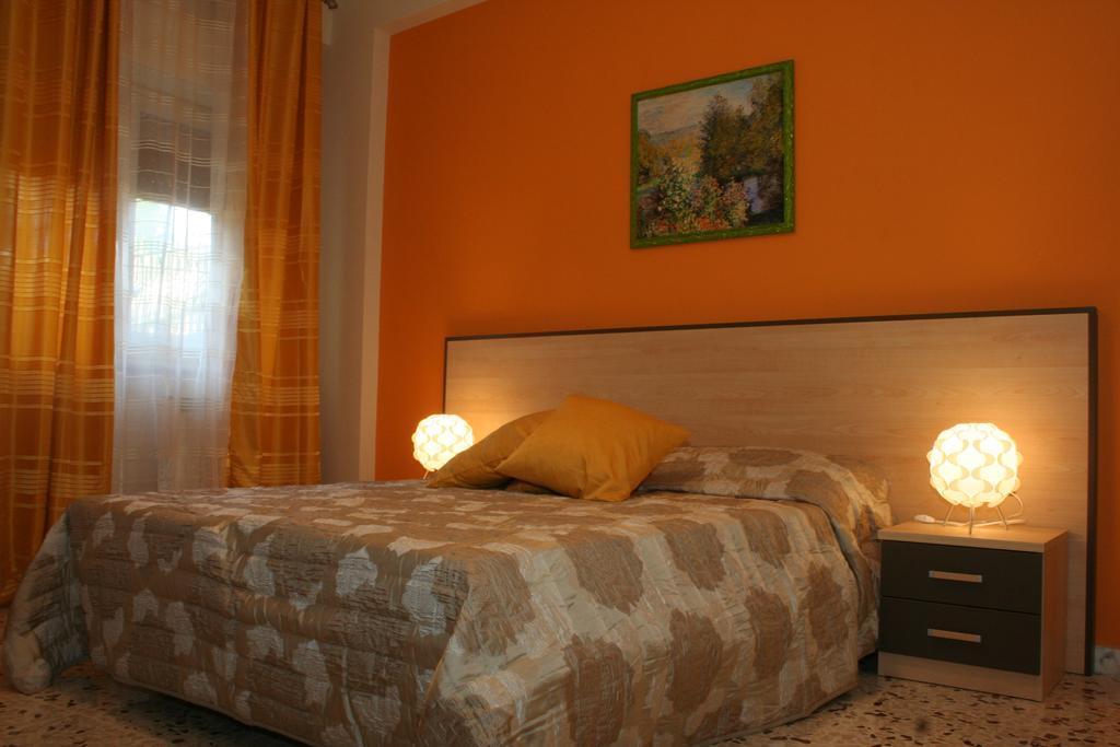 Gallery B&B Милаццо Экстерьер фото